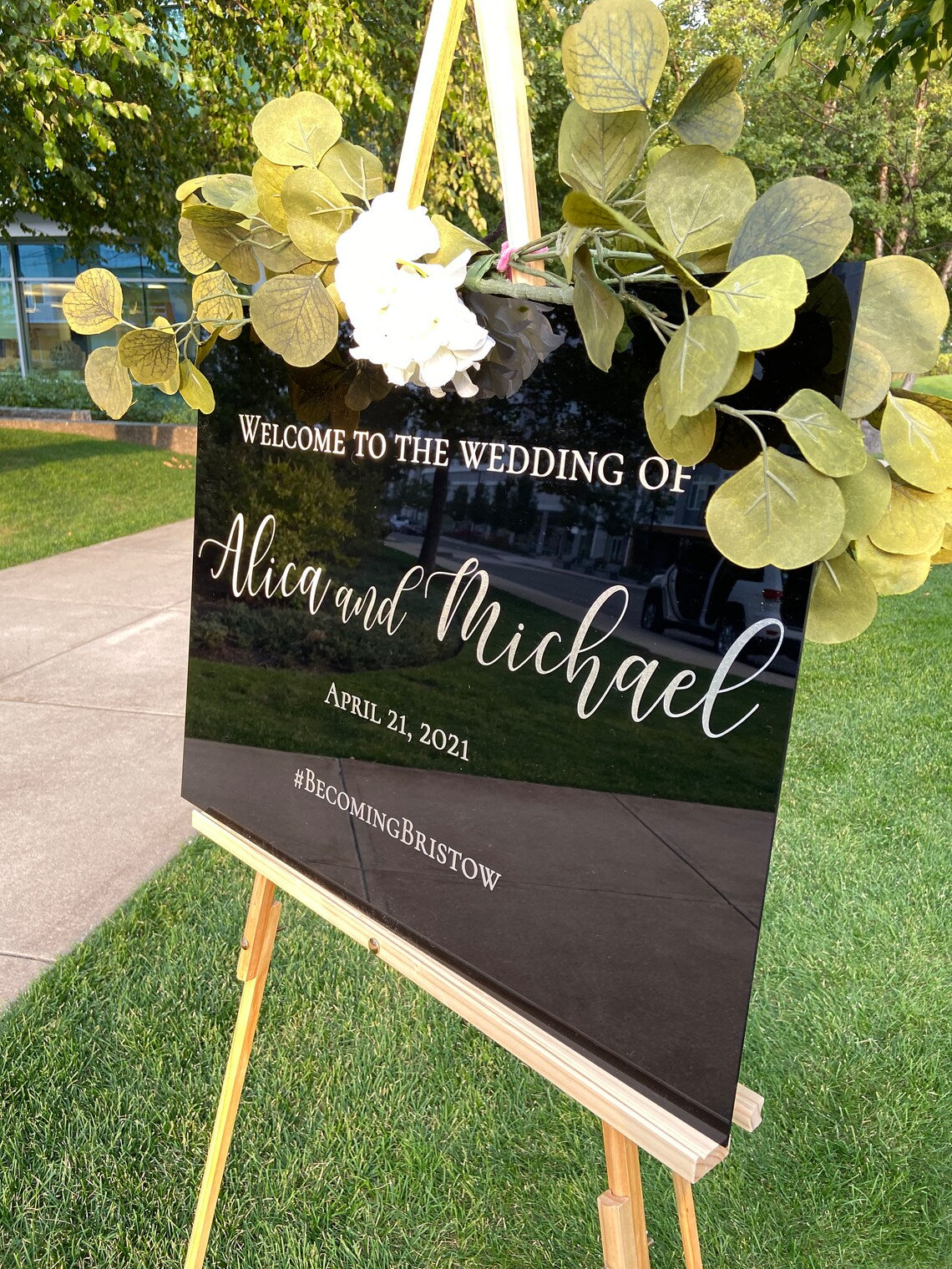 Acrylic event welcome sign. Customizable designs, fonts and dates for weddings, birthdays, bridal/baby showers, retirements or any other event you wish to celebrate. Place this sign at the entrance of your event to welcome your guests in style and simplicity. thequinnandcompany. www.thequinnandcompany.com.