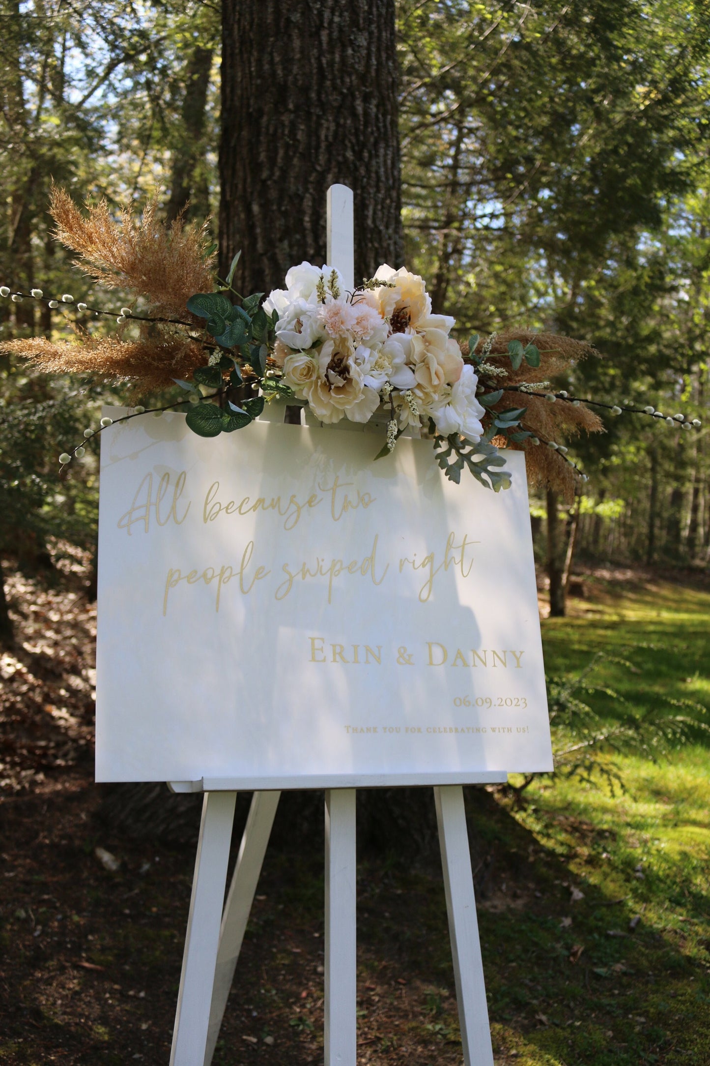 Frosted Acrylic Wedding Welcome Sign | 18" x 24" Welcome Frosted Acrylic Sign | Custom Frosted Acrylic Welcome Sign